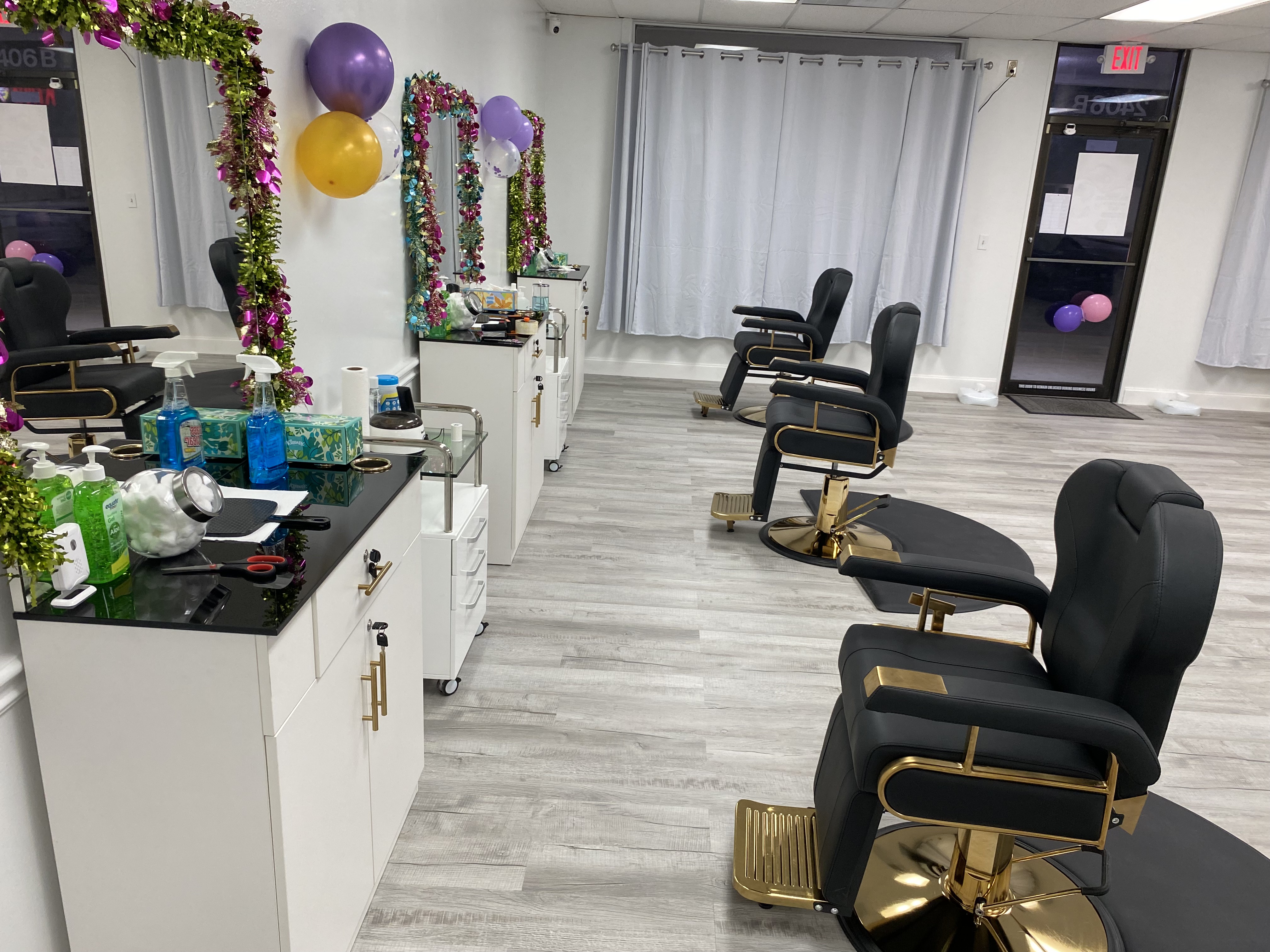Salon interior 5